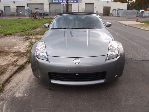 2005 nissan 350z  roadster