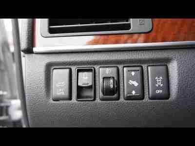 AWD/ 5.6L V8/ Back Up Camera/ Satellite Radio/ BOSE Audio Leather/ Moonroof, image 18