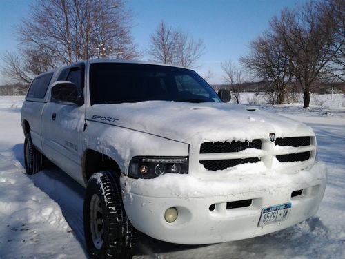 1999 dodge ram truck