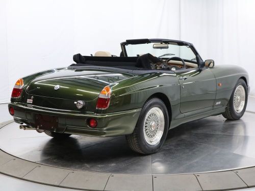 MG MG RV8