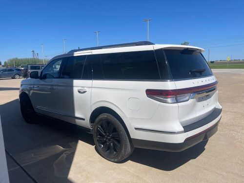 2022 lincoln navigator reserve
