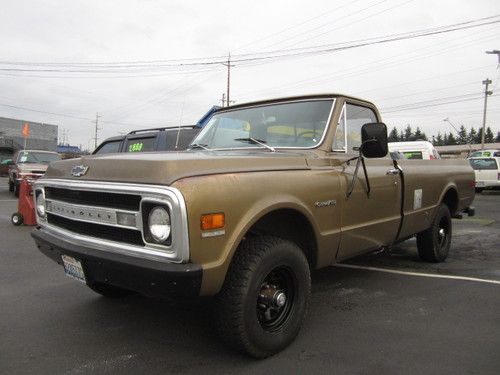 1970 chevrolet c-10 4x4 pick up truck