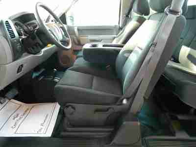 6.0 GAS 4WD EXT CAB LONG BED VINYL FLOOR AUTOMATIC TRANS TOW PGK 20