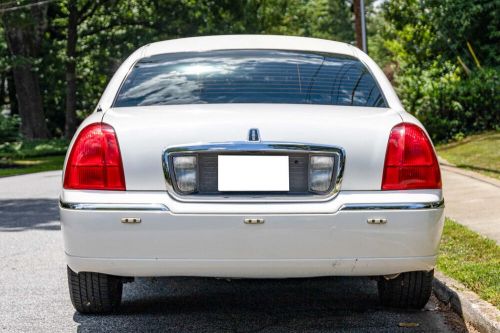 2009 Lincoln Town Car Executive, US $14,999.00, image 2