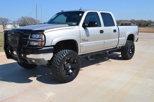 4x4 duramax diesel -- custom wheels -- lift kit -- leather -- heated seats