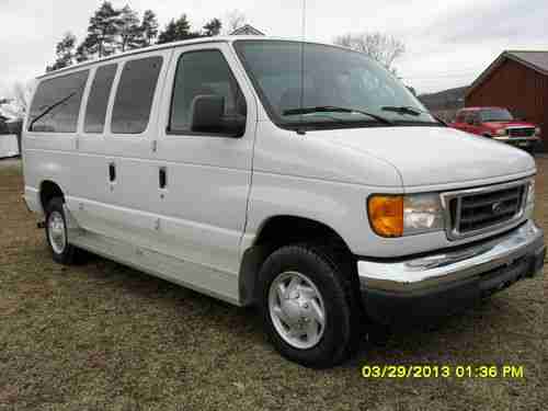 07 Ford Econoline 350, image 2