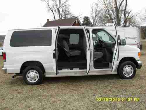 07 Ford Econoline 350, image 3