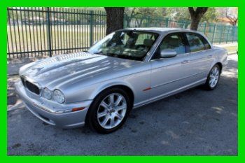 2004 no reserve jaguar xj8 clean florida vehicle drives great cold a/c