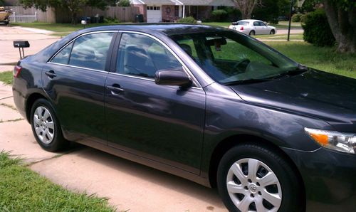 2010 toyota camry se sedan 4-door 2.5l