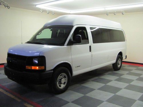 2004 chevrolet 3500 express van hi top handicap shuttle! lift!