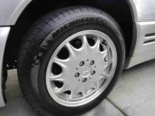 Mercedes benz sl500 (2) owner car very clean silver convertible w hard top ., image 6