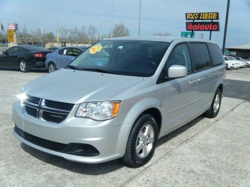 2011 dodge grand caravan super clean 1 owner clean car fax