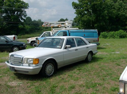 1989 mercedes-benz 300se base sedan 4-door 3.0l