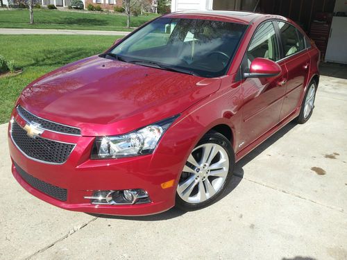 2012 chevrolet cruze ltz (fully loaded)