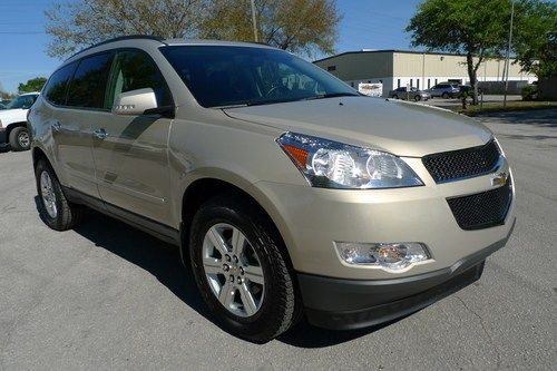 2012 chevy traverse 2lt awd 3.6l v6 third row seats