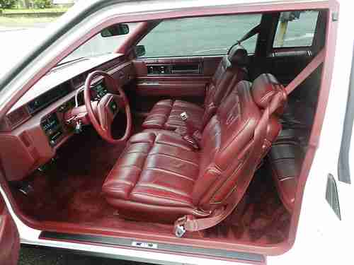 1988 Cadillac Coupe DeVille Only 28,507 Original Miles Garage Kept Senior Owned., image 11