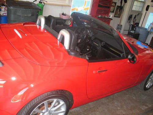 2007 mazda miata mx5  conv. hardtop, 6 speed,  one owner, low  miles