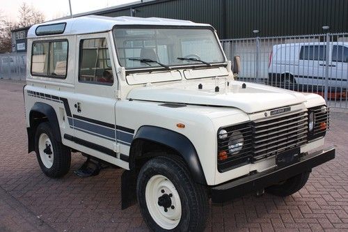 Land rover defender 90 lhd