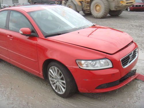 '2009 volvo s40..........repairable / salvage