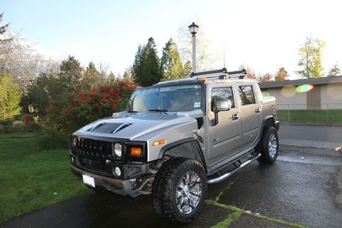 Hummer h2 sut premium model - miles 64,331