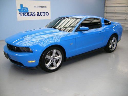 We finance!!  2010 ford mustang gt premium 5-speed microsoft sync 19 rims shaker