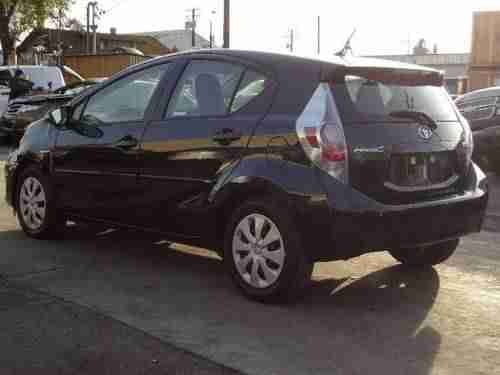 2012 Toyota Prius C Damaged Salvage RUNS! Only 4K Miles L@@K Wont Last Like New, US $8,900.00, image 3