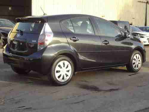 2012 Toyota Prius C Damaged Salvage RUNS! Only 4K Miles L@@K Wont Last Like New, US $8,900.00, image 4