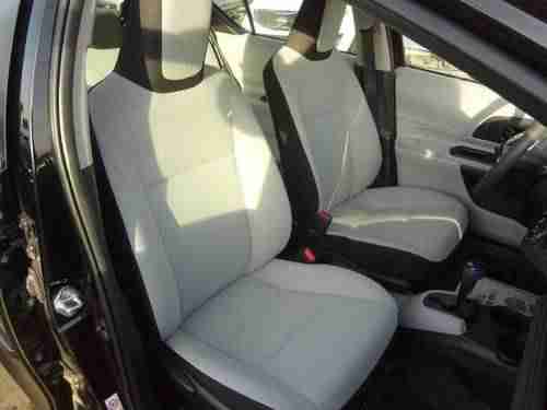 2012 Toyota Prius C Damaged Salvage RUNS! Only 4K Miles L@@K Wont Last Like New, US $8,900.00, image 5