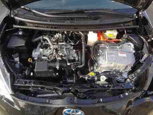 2012 Toyota Prius C Damaged Salvage RUNS! Only 4K Miles L@@K Wont Last Like New, US $8,900.00, image 8