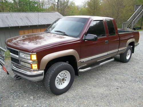 Chevy Silverado 2500 4x4, image 4