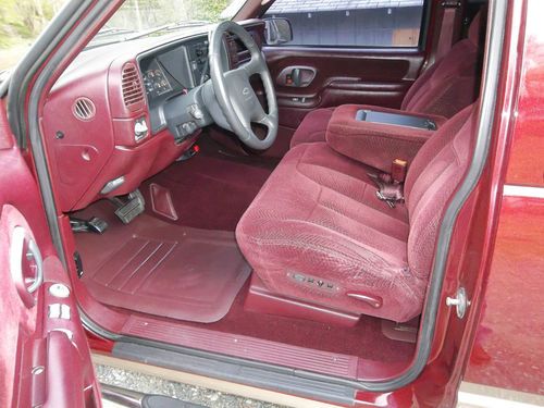 Chevy Silverado 2500 4x4, image 5