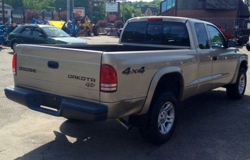 2003 dodge dakota base extended cab pickup 2-door 3.9l