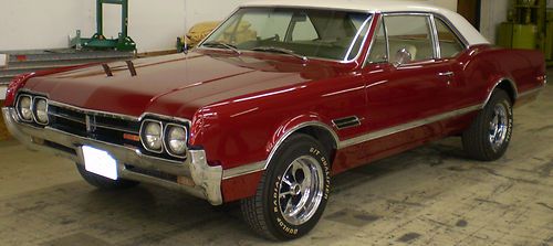 1966 olds cutlass 442, red/white, rebuilt engine and transmission