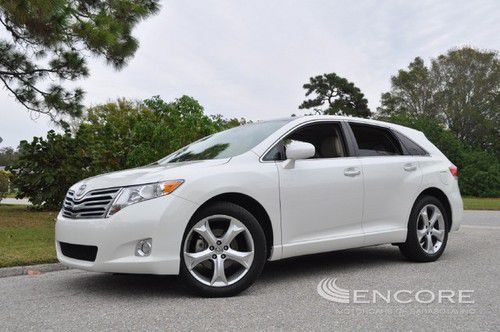 2009 toyota venza awd wagon**prem 2**navi**pano roof**blu logic**jbl**satellite*