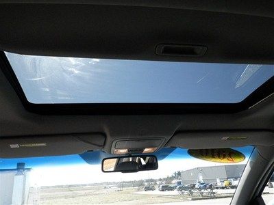 2010 Honda Odyssey EX-L Leather Roof Silver Under 35k Miles, image 8