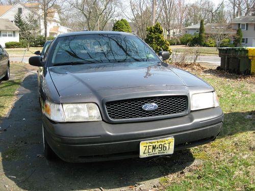 2000 ford crown victoria police interceptor sedan 4-door 4.6l v8