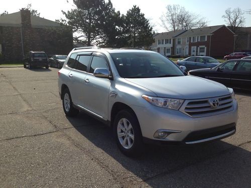 2011 toyota highlander se