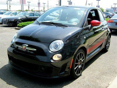 We finance! abarth manual 1.4l multi-air turbo pwr sunroof