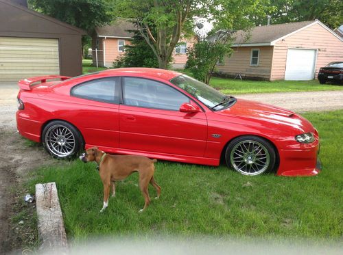 2004 pontiac gto base coupe 2-door 5.7l