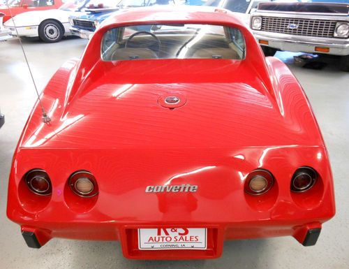 1976 Chevy Corvette, image 2