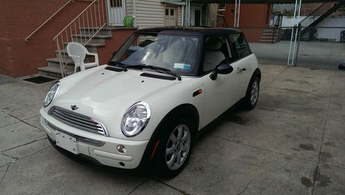 2004 mini cooper / automatic / panoramic roof / low mileage