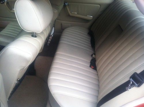 1979 Mercedes Benz 300D - PERFECT VEGGIE OR BIODIESEL CAR, US $4,800.00, image 5