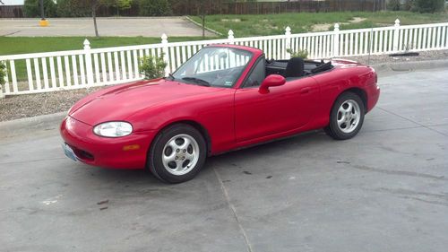 1999 mazda miata base convertible 2-door 1.8l