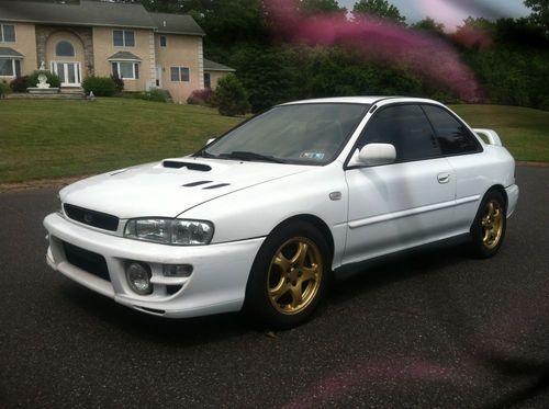 2000 white subaru impreza 2.5rs rs coupe mt m t