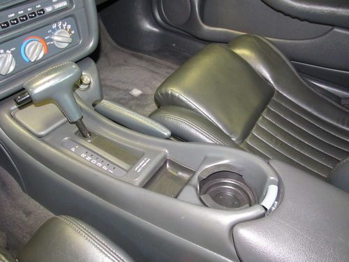 1993 Pontiac Firebird Trans Am Coupe 2-Door 5.7L, US $8,995.00, image 3