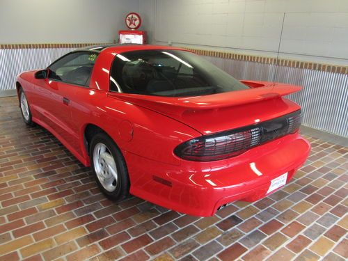1993 Pontiac Firebird Trans Am Coupe 2-Door 5.7L, US $8,995.00, image 12