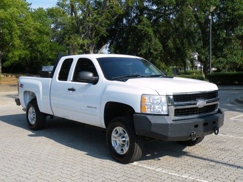 1 owner 6.0l 4x4 extended cab z71 sharp