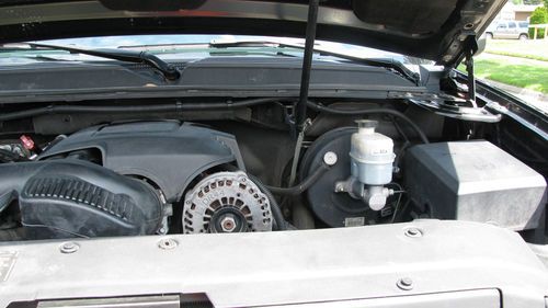 2008 Chevrolet Suburban 1500 LT Sport Utility 4-Door 5.3L, US $15,000.00, image 14