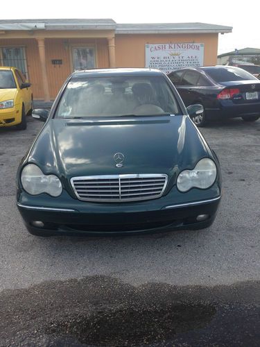 2002 mercedes benz c320 sedan luxuary car