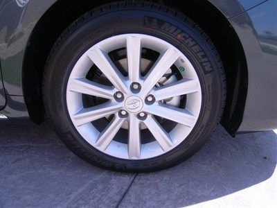 XLE V6 New 3.5L Bluetooth Radio: Display Audio w/Nav/Entune & JBL Safety Connect, image 11